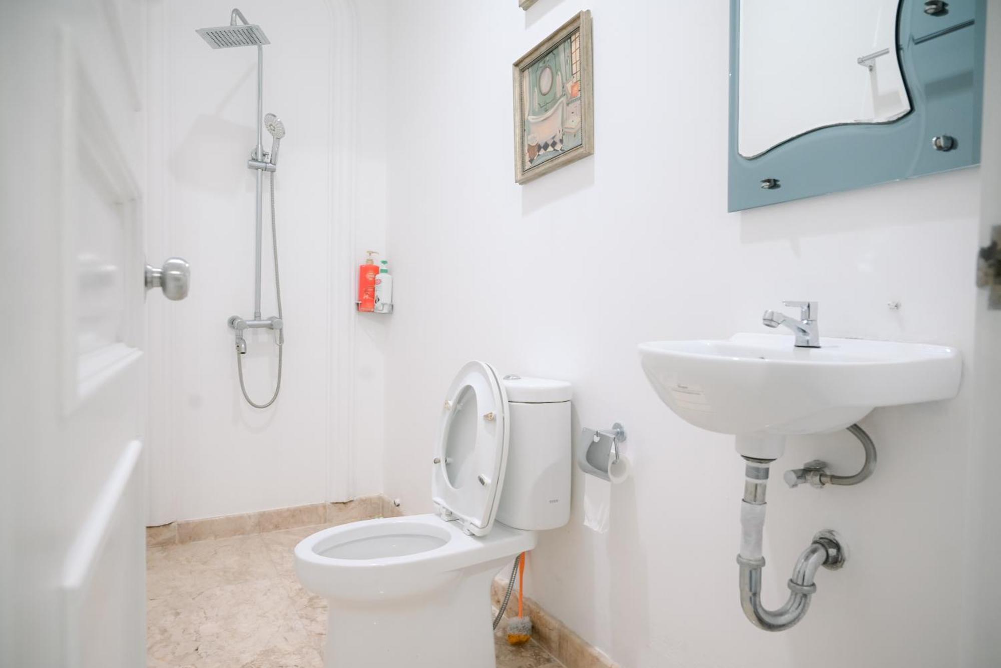 Kirana Guest House Богор Экстерьер фото